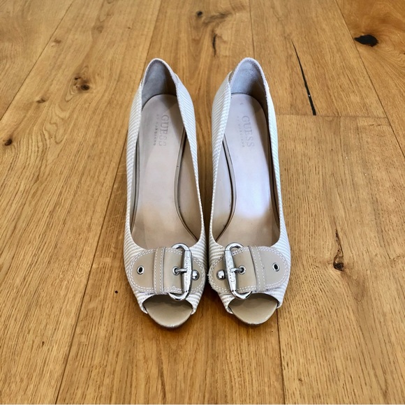 Guess by Marciano leather and textile peep toe heels - Picture 2 of 7